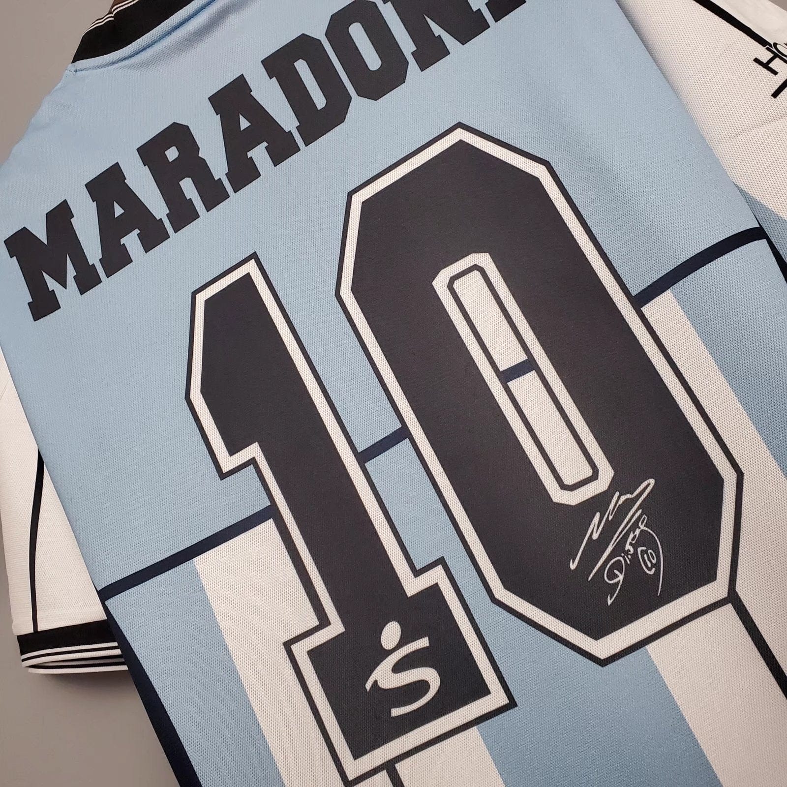 Retro Argentina 2001 Home Maradona Jersey