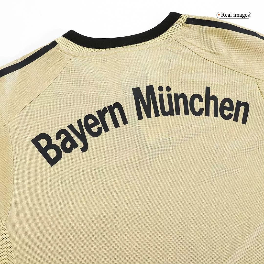 Retro Bayern Munich 2004/05 Away Jersey